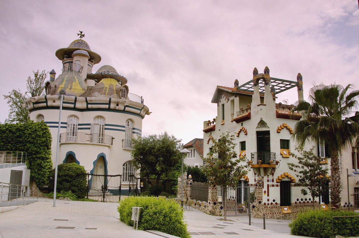 Torre de la Creu y Villa Elena