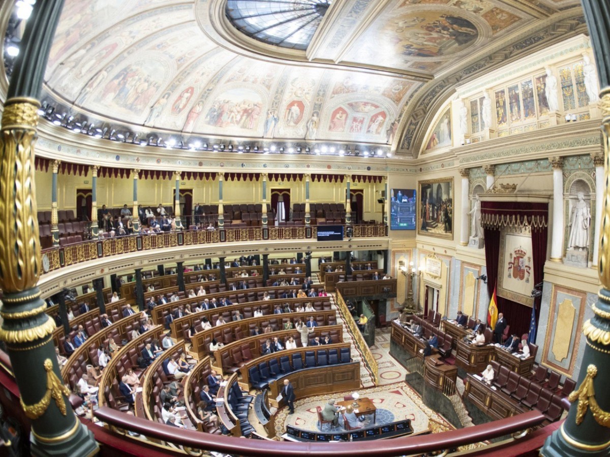 El Congreso debatirá la próxima semana una ley para que Sareb ceda el 80% de sus inmuebles a alquiler social Archivo - Vista general hemiciclo del Congreso, a 11 de julio de 2024.