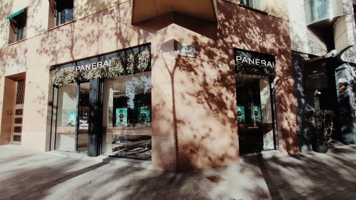 El alquiler de las tiendas de lujo subirá en España hasta un 10% por el escaso suelo, según Cushman&Wakfield Tienda de Panerai