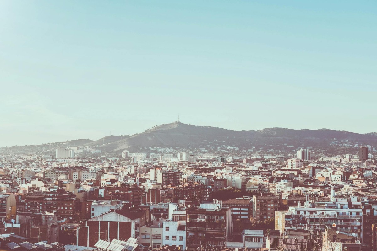 Asesorar a los vecinos por parte del Ayuntamiento de Barcelona: “medida parcial” Asesorar a los vecinos por parte del Ayuntamiento de Barcelona: “medida parcial”