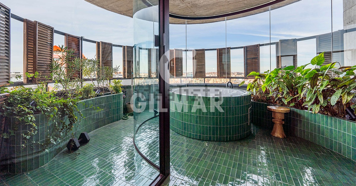 Dúplex en Torres Blancas (Madrid)