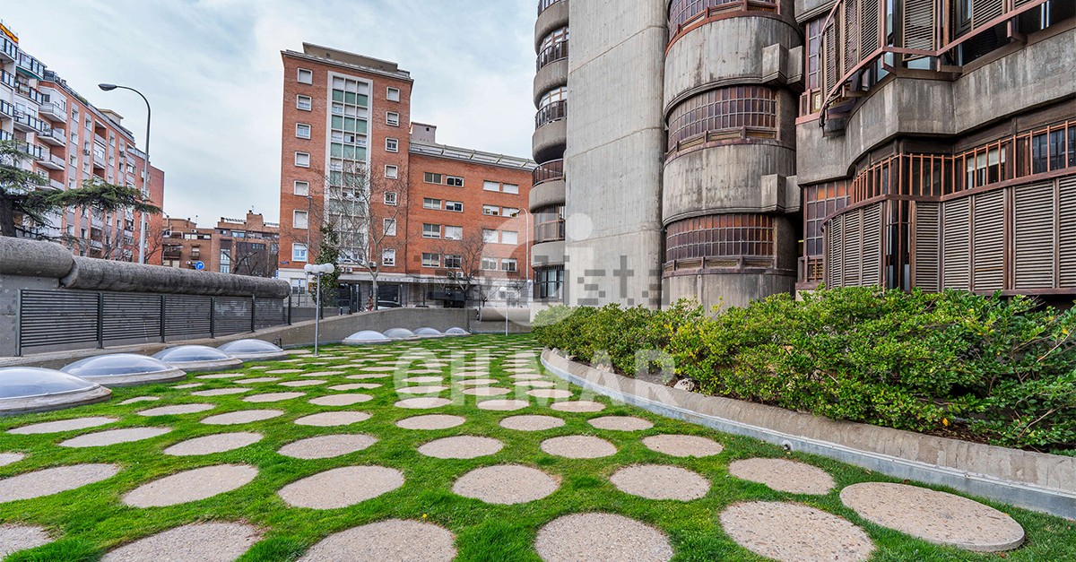 Dúplex en Torres Blancas (Madrid)