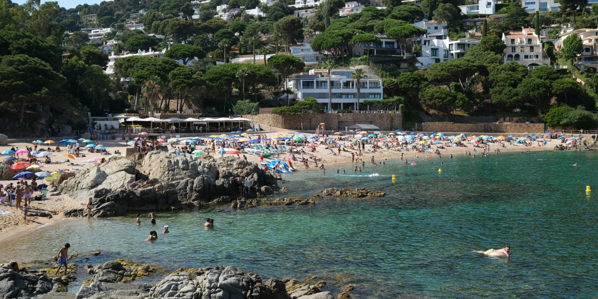 Locuind în Costa Brava