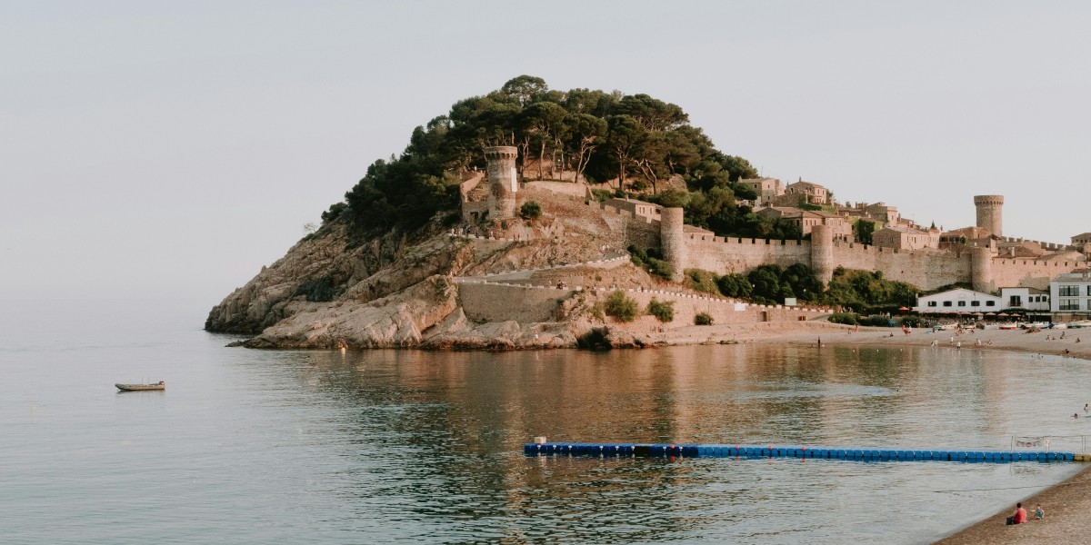 Locuind în Costa Brava