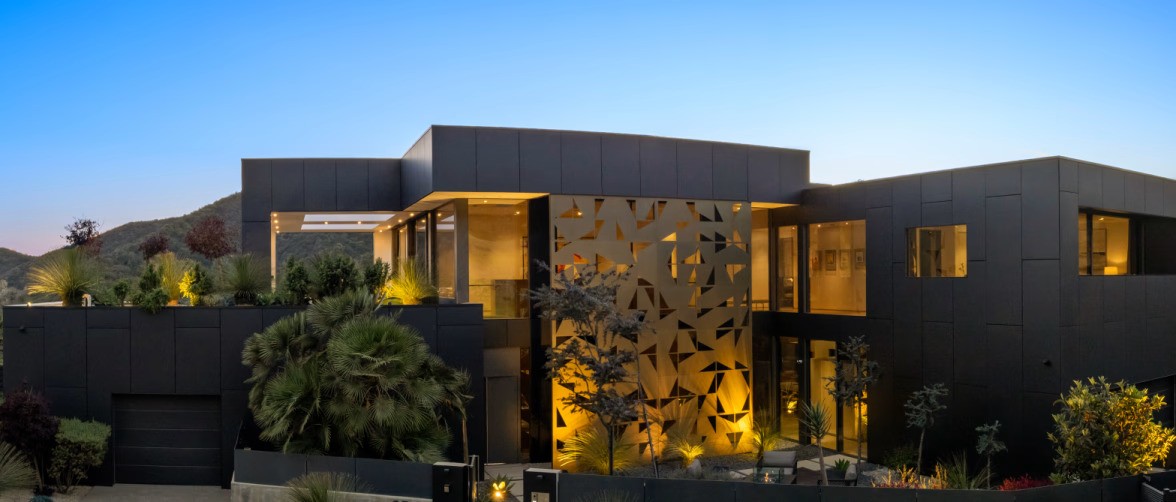 La mansión de Gene Simmons en Beverly Hills, California