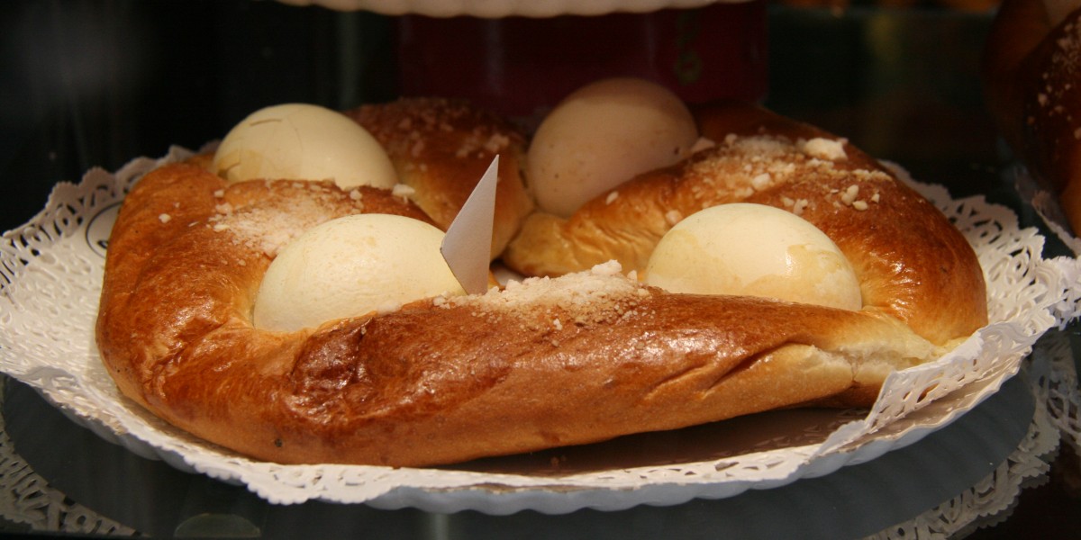 mona de pascua