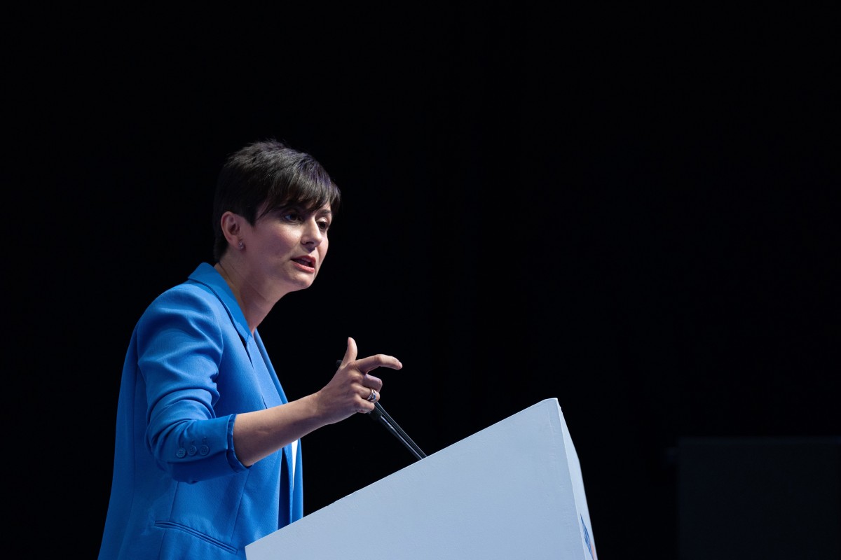 La ministra de Vivienda y Agenda Urbana, Isabel Rodríguez, durante la inauguración de Construmat 2025, en la Fira Barcelona Gran Via, a 21 de mayo de 2025, en L'Hospitalet de Llobregat, Barcelona, Catalunya (España). El evento, referente en el sector de l