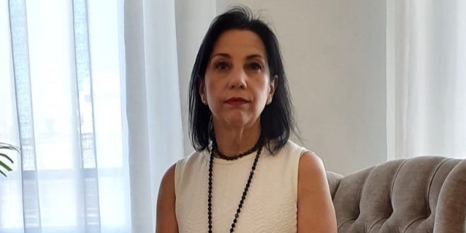 La presidenta de Aptur CV, Silvia Blasco, elegida nueva presidenta de Fevitur en momento de tensión con AAPP La presidenta de la Asociación de Viviendas Turísticas de la Comunidad Valenciana (Aptur CV), Silvia Blasco, ha sido nombrada como nueva presidenta de la Federación Española de Asociaciones de Viviendas y Apartamentos Turísticos (Fevitur).