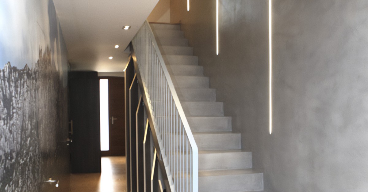 Microcemento en la escalera de una casa