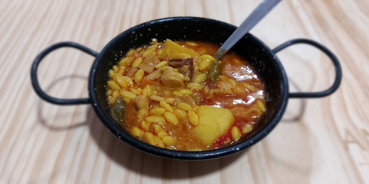 gurullos with rabbit