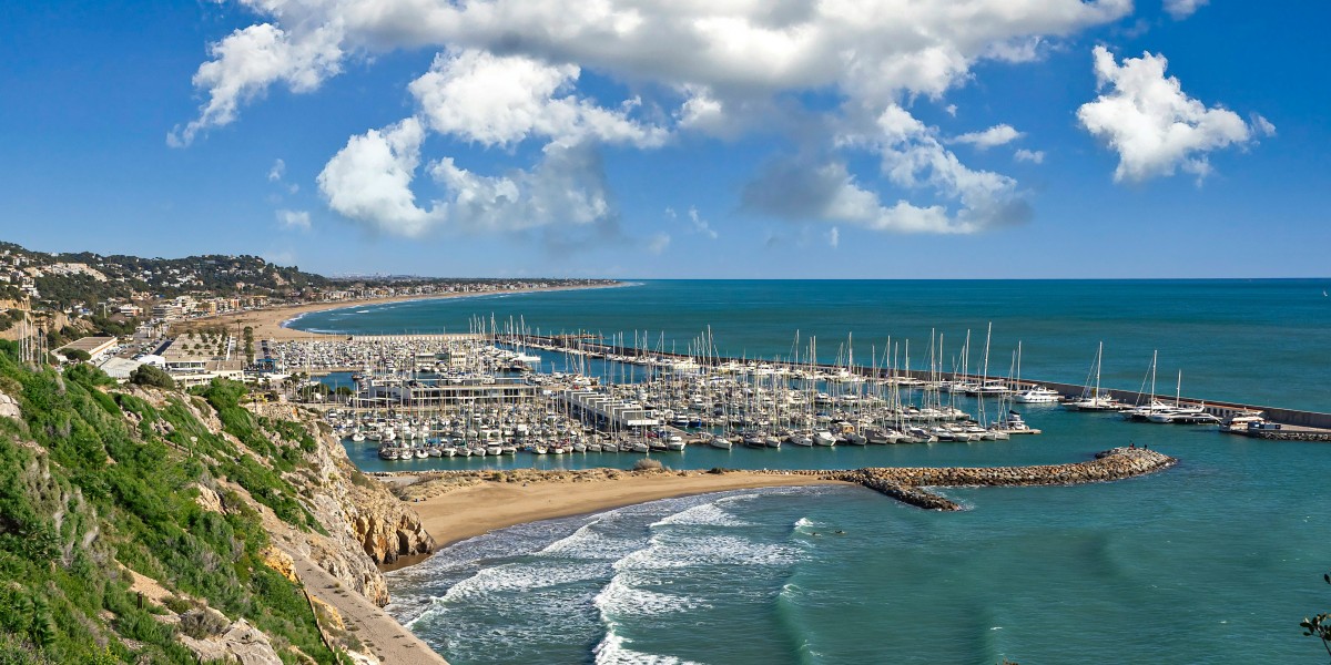 Best beaches near Barcelona