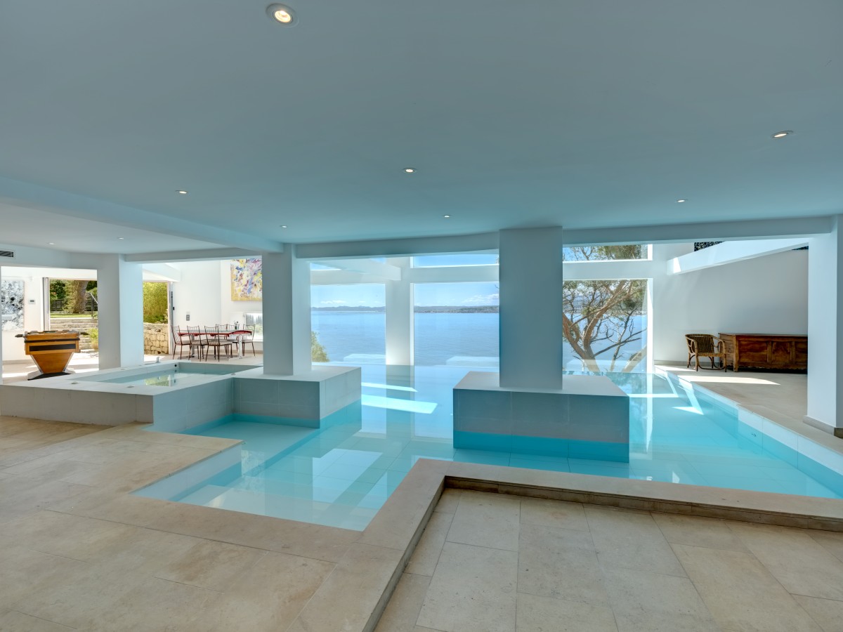 Savills saca al mercado la antigua residencia de Sean Connery en la Riviera Francesa por 23,5 millones de euros