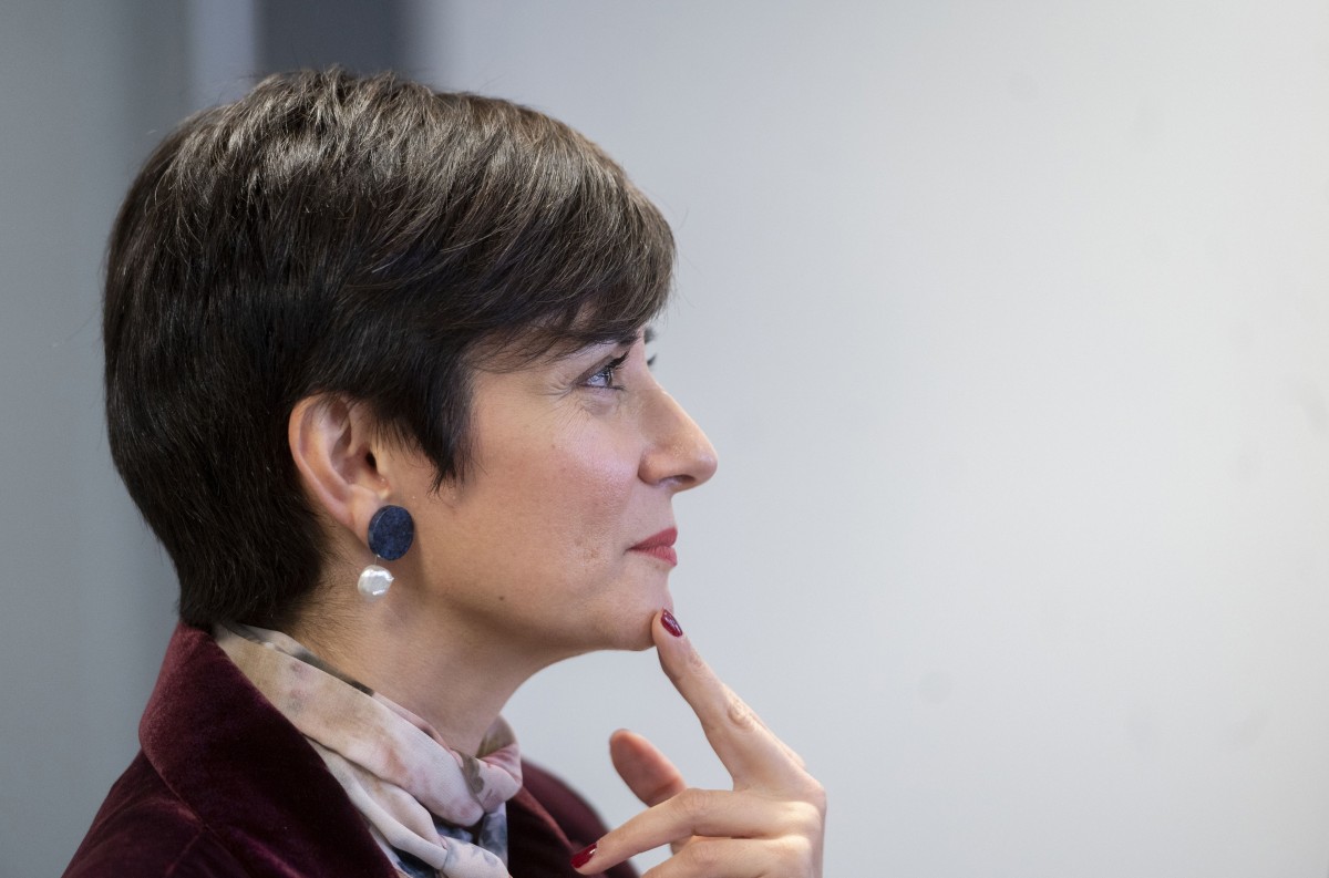 La ministra de Vivienda y Agenda Urbana, Isabel Rodríguez, asiste a la firma del acuerdo de compraventa para la instalación de un Centro de Datos, en la sede de SEPES, a 19 de diciembre de 2024, en Madrid (España). 