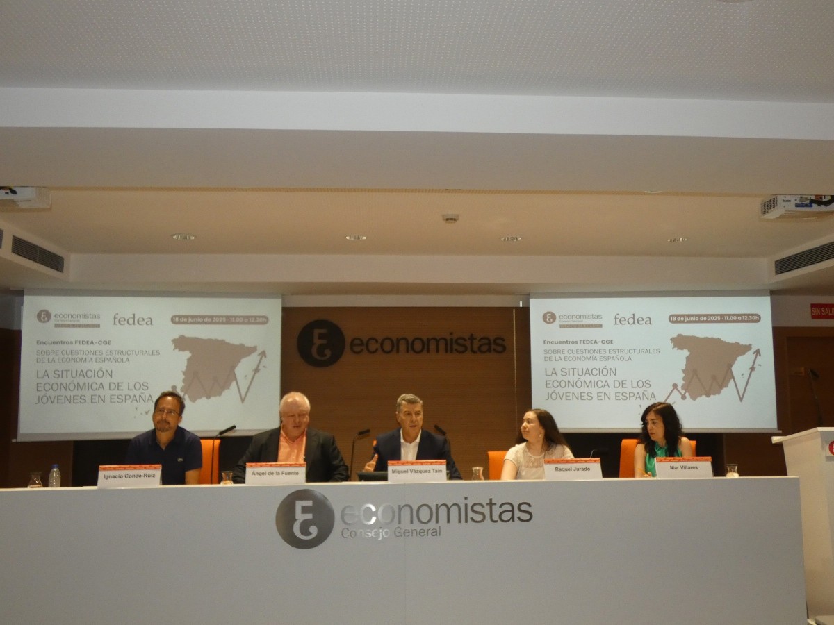 Economistas y Fedea piden reformas para jóvenes y crear incentivos para la emancipación o el emprendimiento José Ignacio Conde-Ruiz, Ángel de la Fuente, Miguel Vázquez Taín, Raquel Jurado, Mar Villares.
