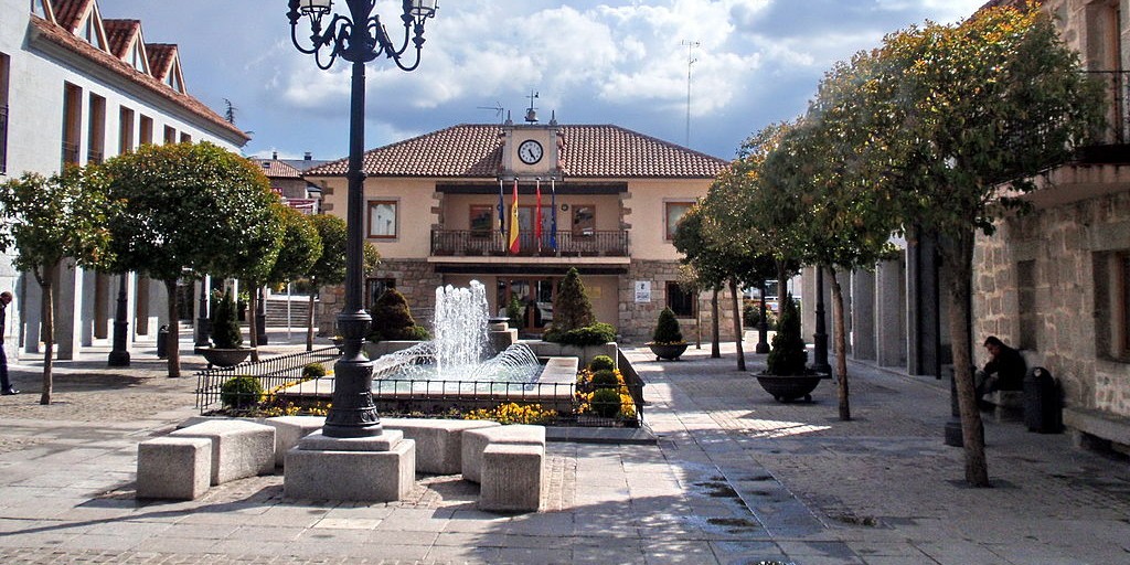 donde vive alba carrillo