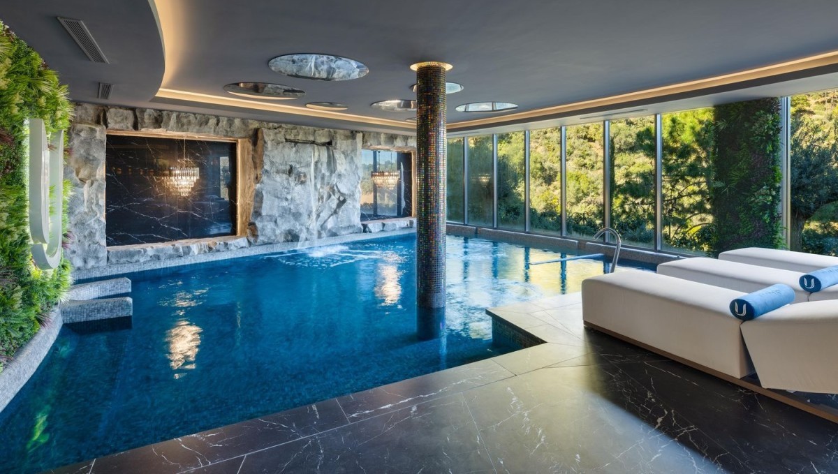 Piscina interior