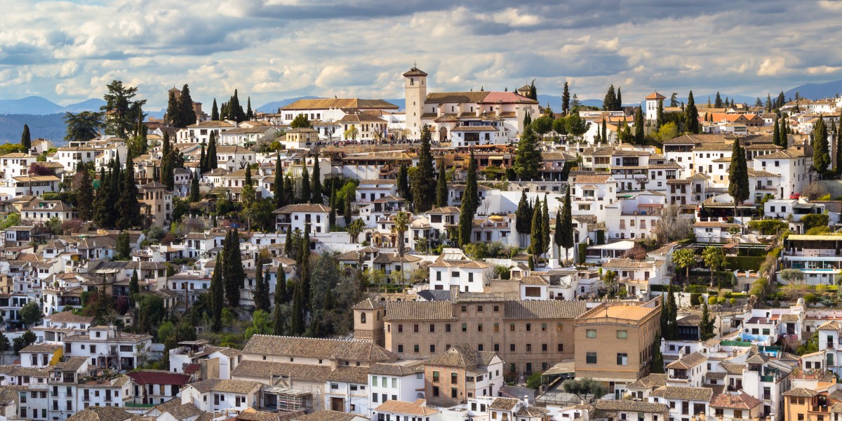 Best student areas in Granada