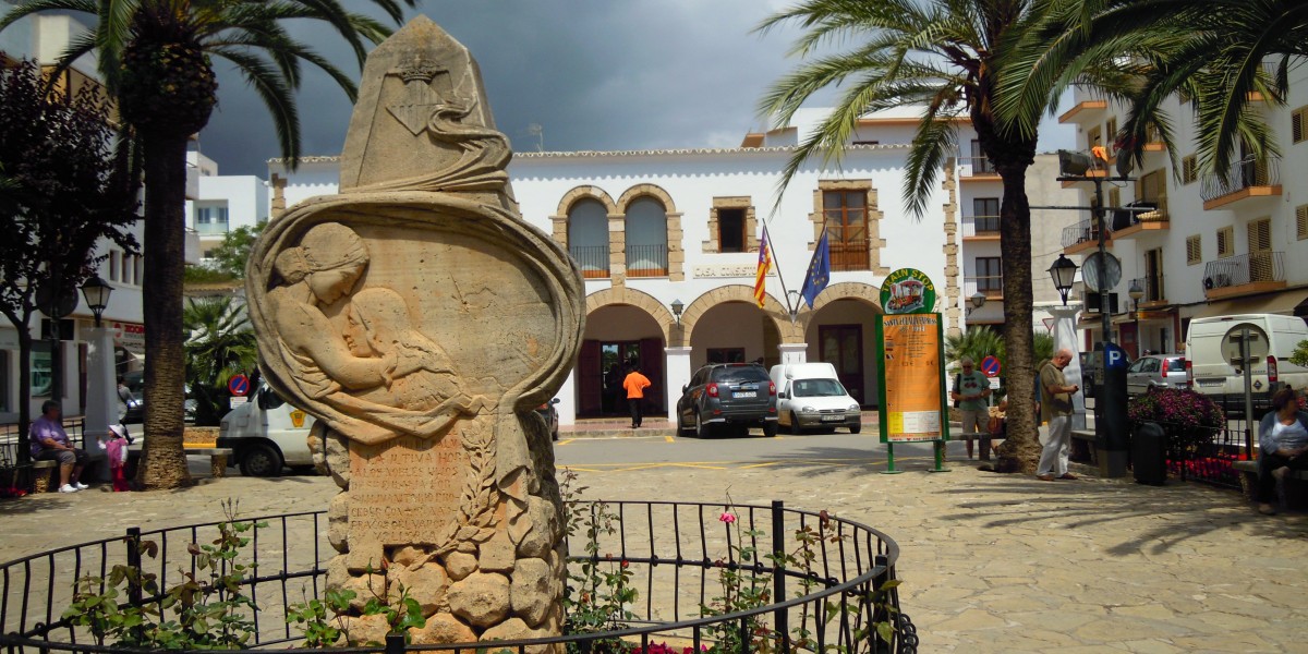vivir en santa eulalia del rio