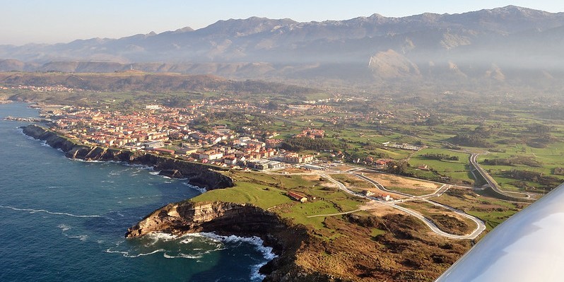 Llanes