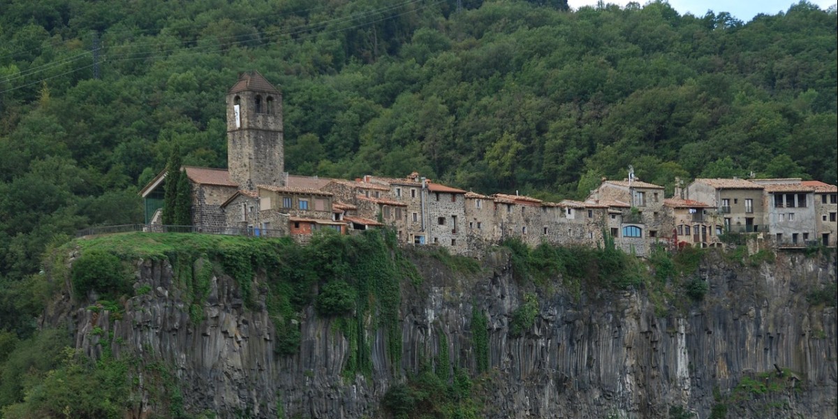 que veure a la garrotxa