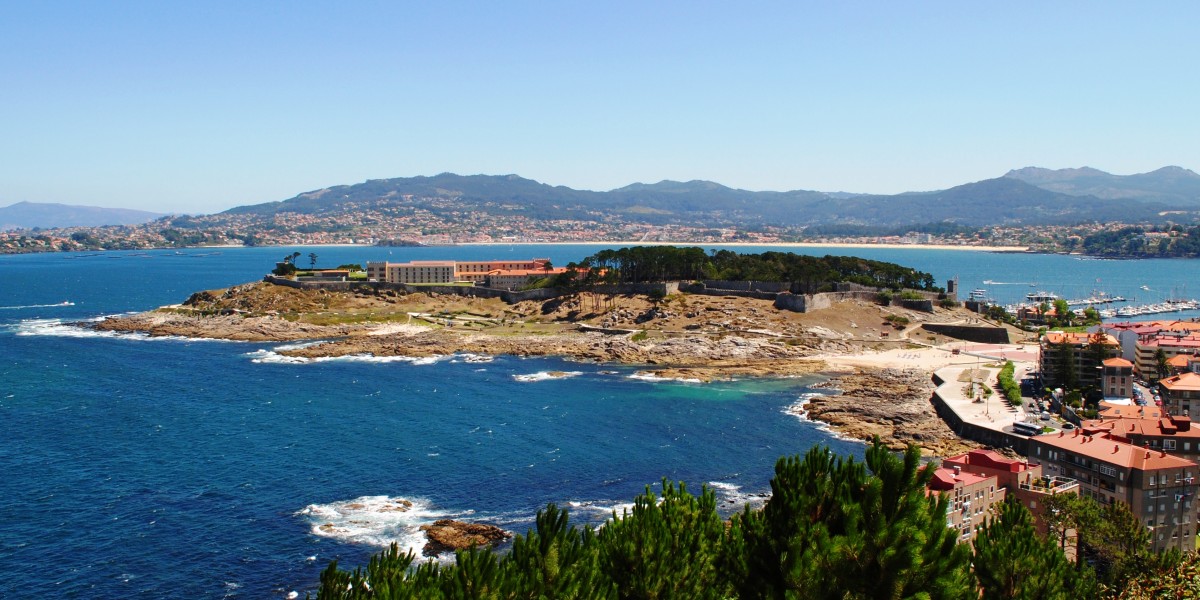 que ver en baiona