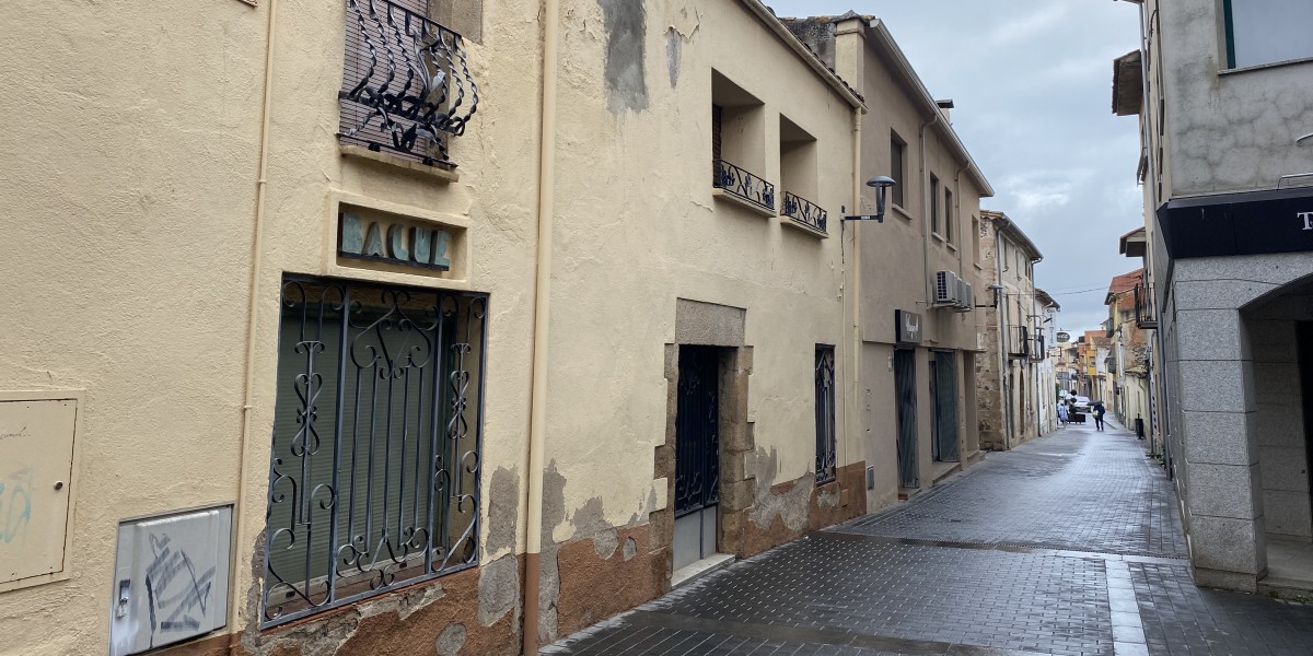 vivir en maçanet de la selva