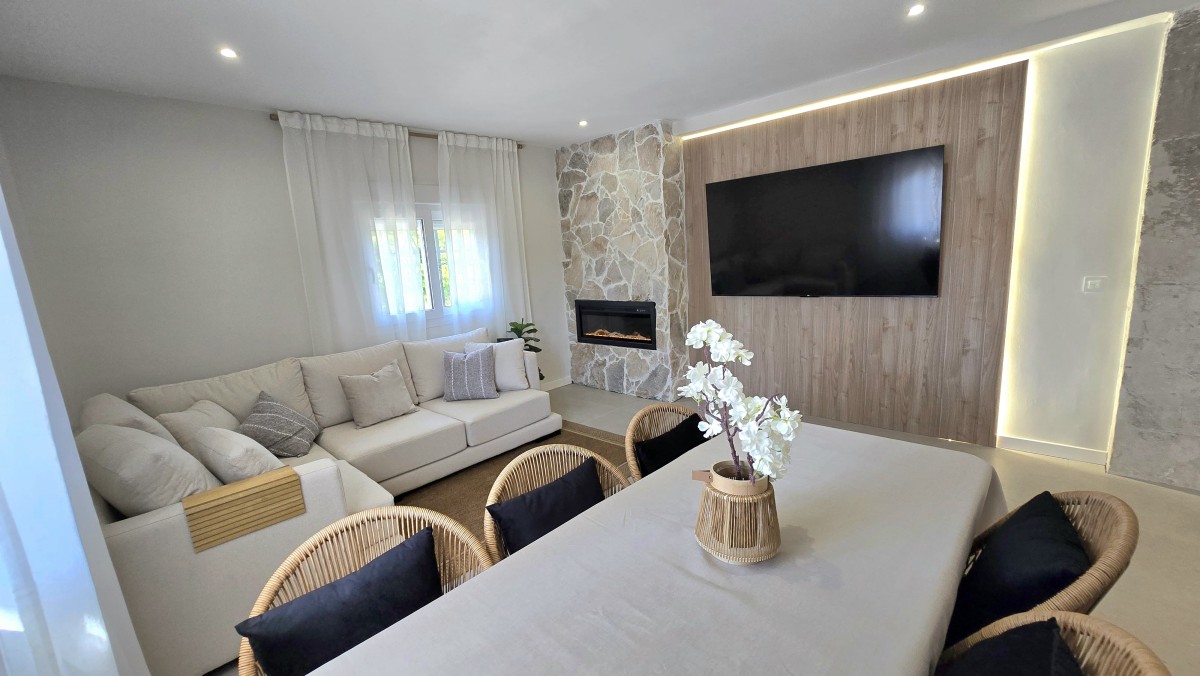 Del marketing a la ‘obra’: así es Cristina, la youtuber que arrasa con sus reformas en YouTube