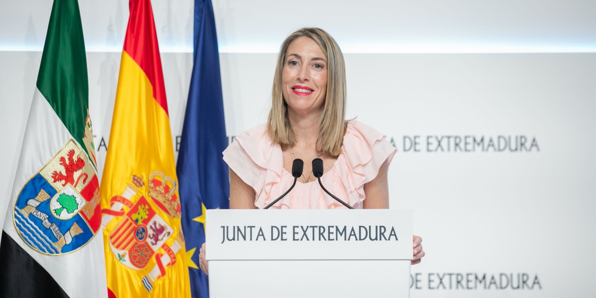 La presidenta de la Junta de Extremadura, María Guardiola