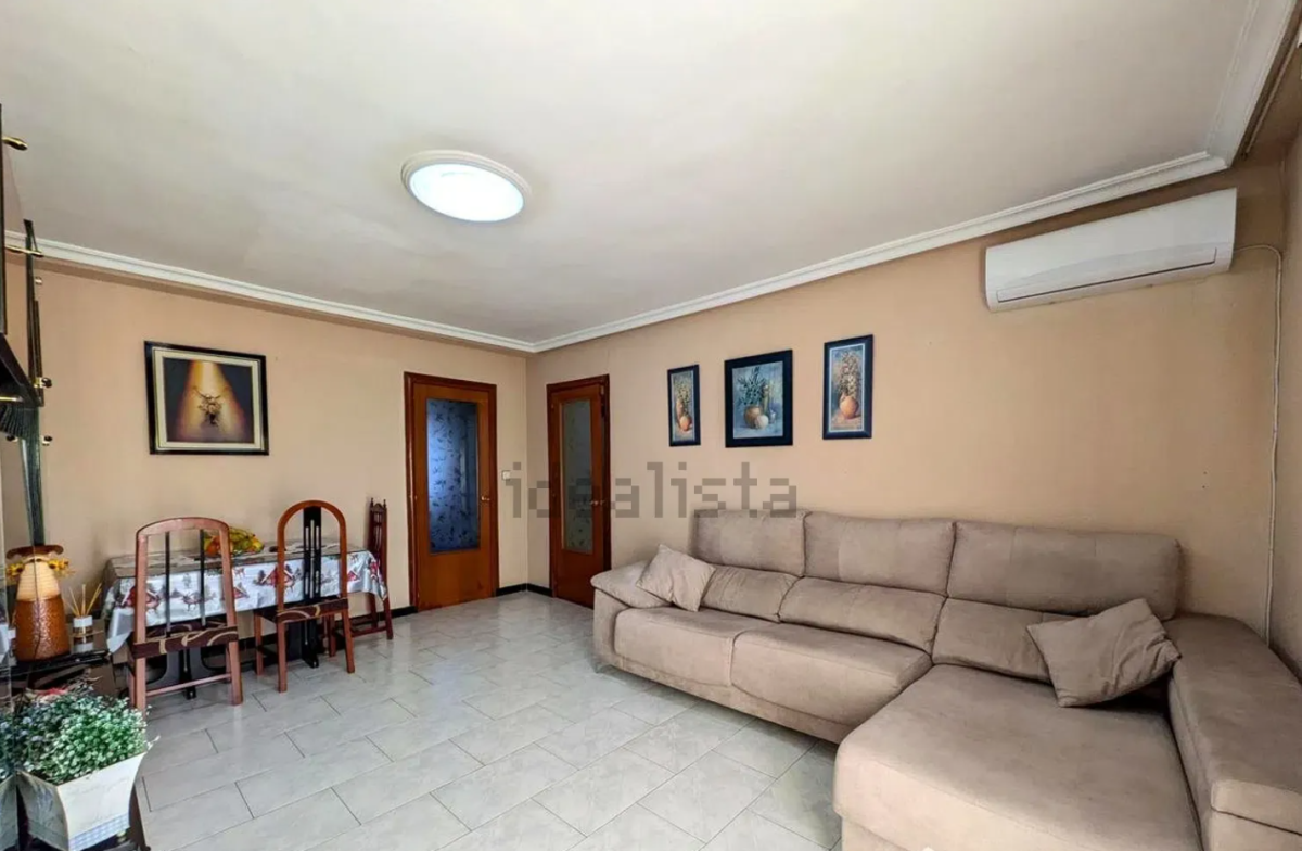 Piso en venta en Linares por 43.000 euros