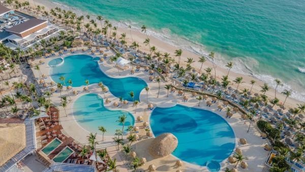 Hyatt vende la cartera de 15 resorts de Playa Hotels & Resorts por 1.699 millones Archivo - Bahía Principe Grand Punta Cana.