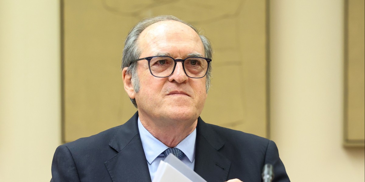 El Defensor del Pueblo pide a las AAPP conocer sus políticas para el acceso a una vivienda "digna y adecuada" El Defensor del Pueblo, Ángel Gabilondo