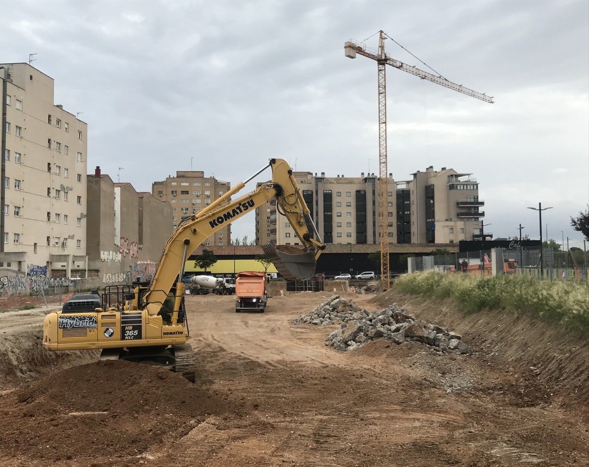 El encarecimiento de la vivienda en España en el primer trimestre duplica la media de la UE y la eurozona Archivo - Viviendas en construcción.