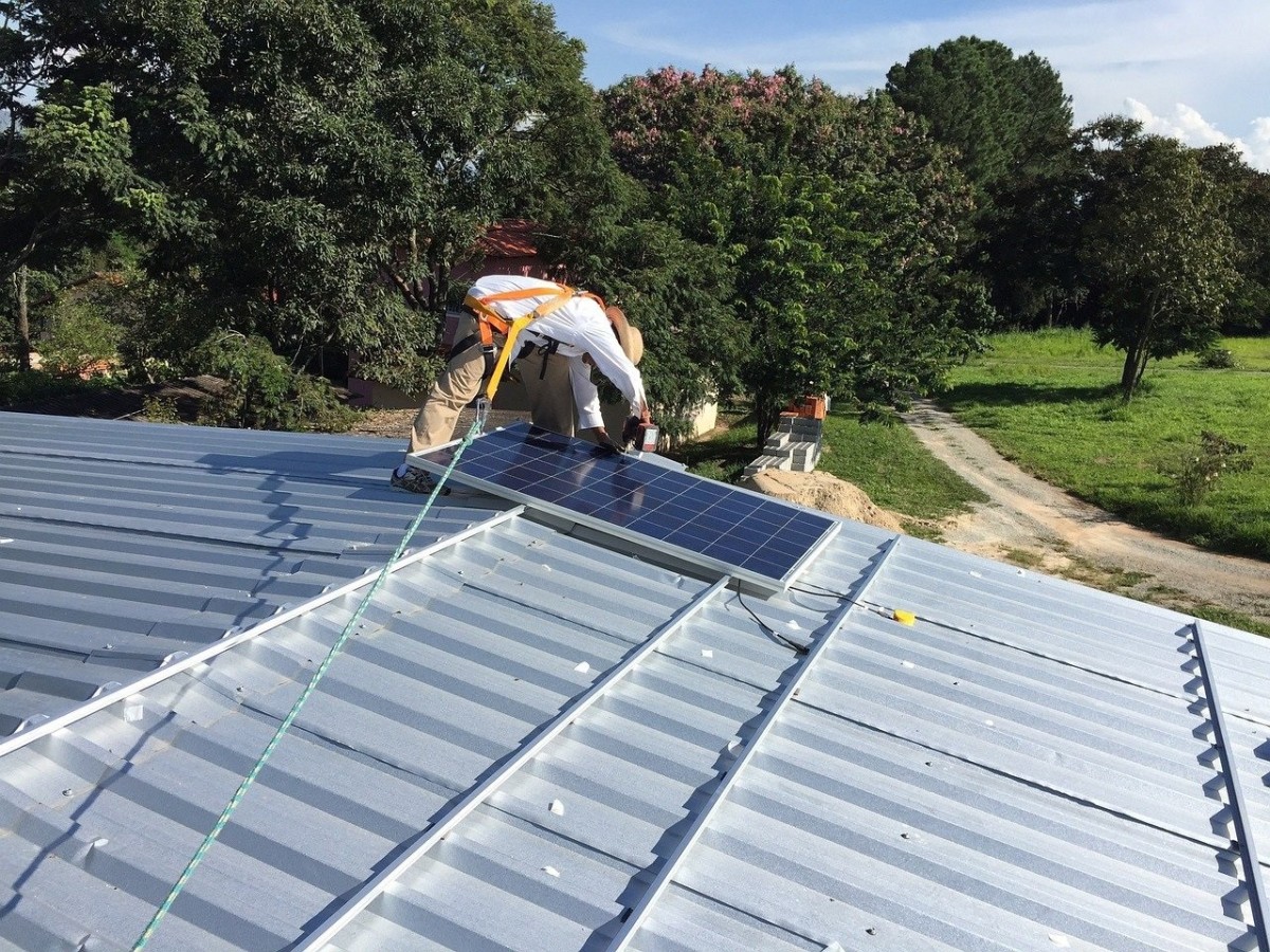 El 67% de los municipios de España bonifica el IBI para instalar autoconsumo fotovoltaico, según estudio Archivo - Instalación de autoconsumo