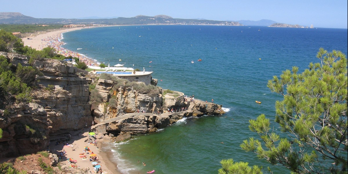 Best nudist beaches in Spain