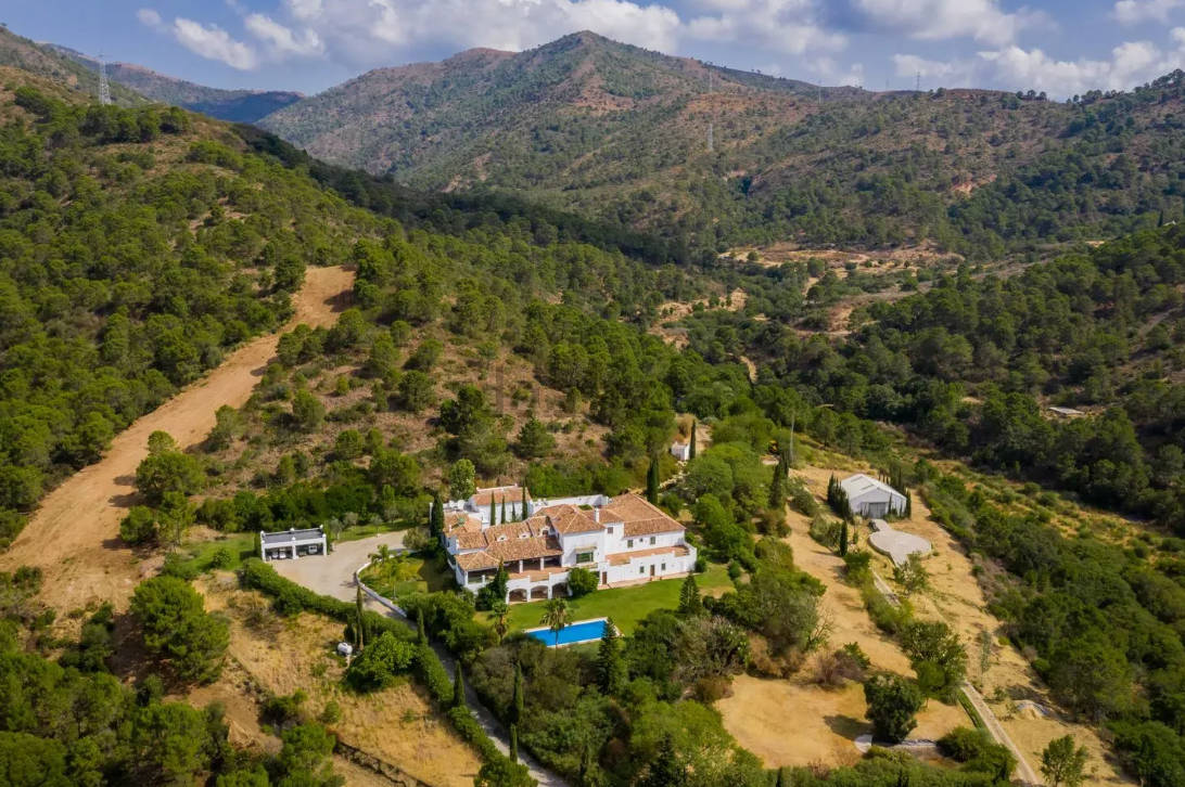 Finca rústica de lujo cerca de Marbella