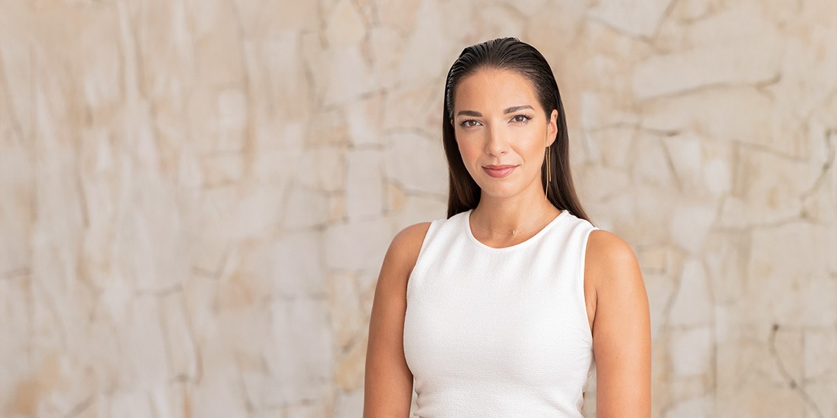 La diseñadora y fundadora de Alexandra Studio, Dominique Alexandra