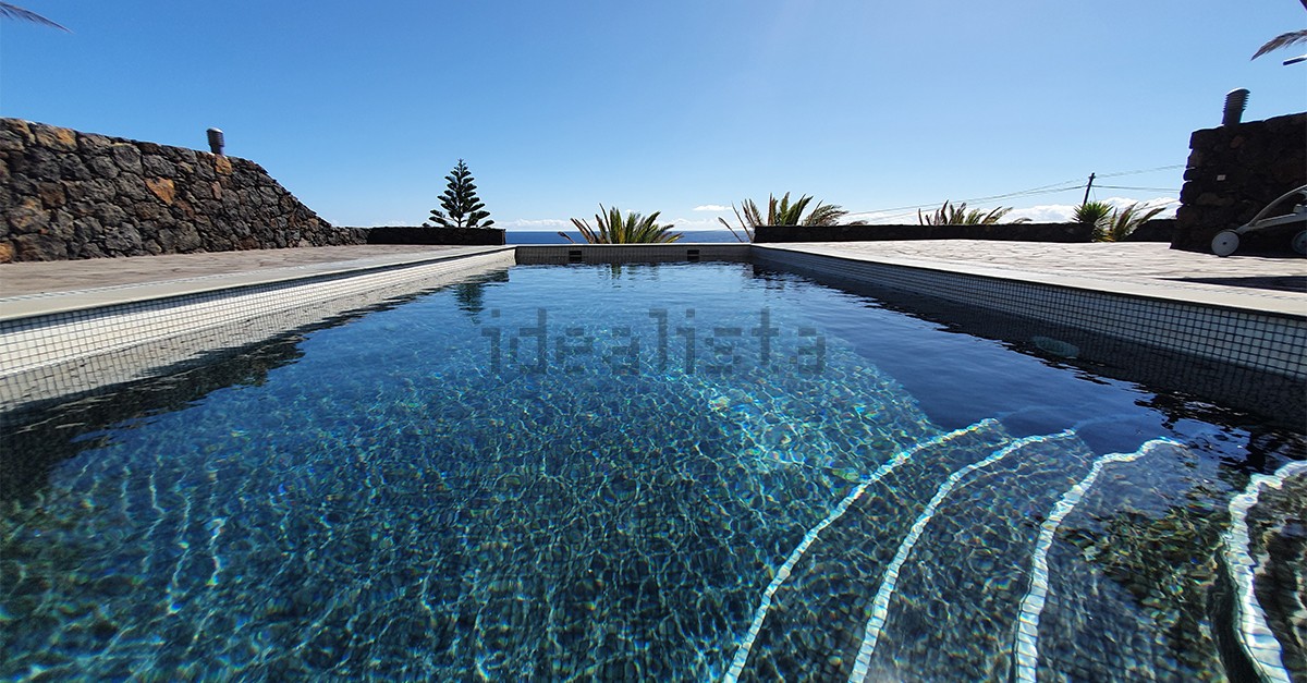 Villa en venta en El Hierro