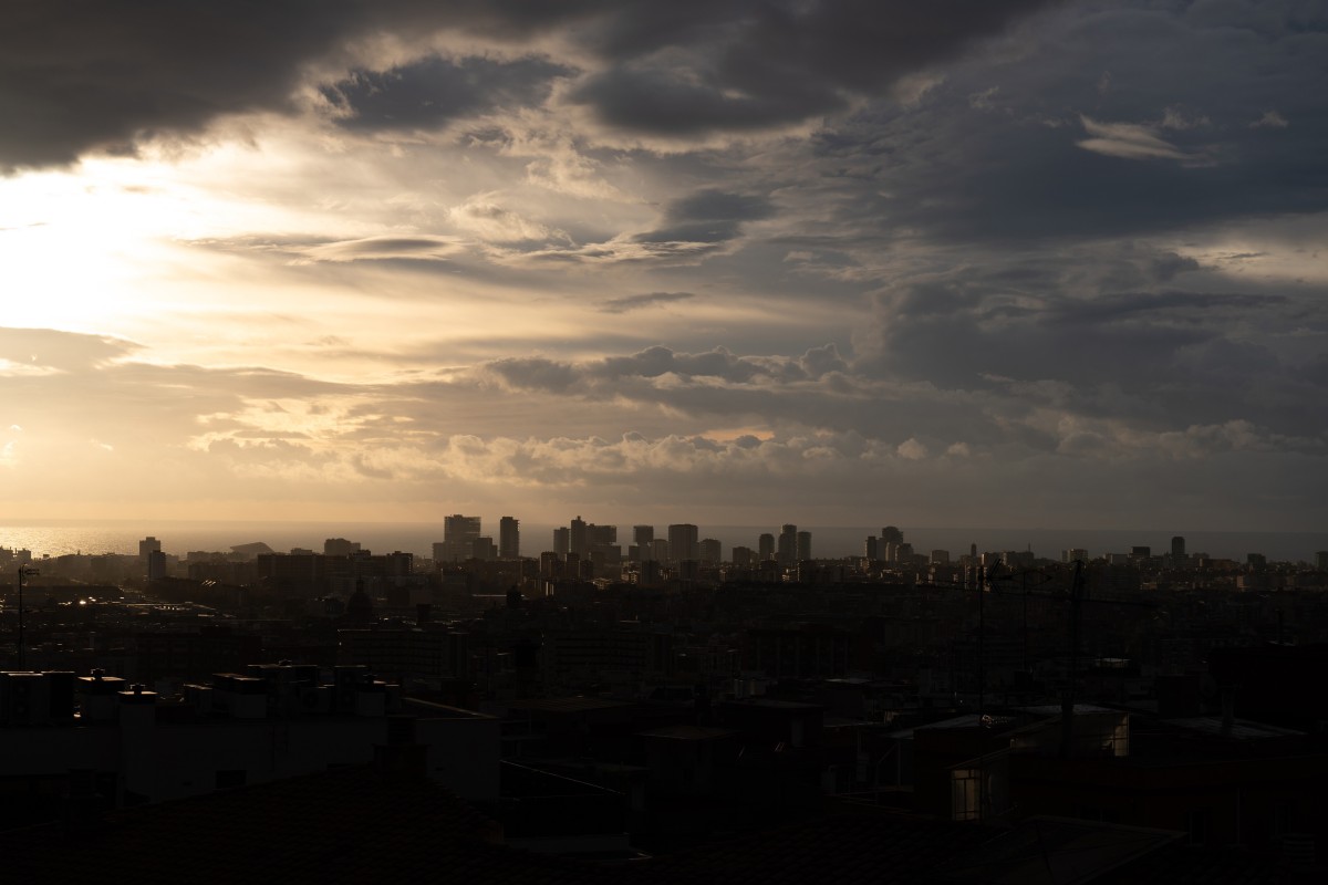 L'Ajuntament de Barcelona compra un edifici amb 11 vivendes a Gràcia per 2,1 milions Panoràmiques de Barcelona des del Mirador de Torre Baró