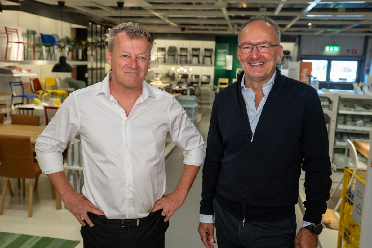 El español Juvencio Maeztu, nuevo CEO y presidente mundial de Ingka Group, el principal distribuidor de Ikea Jesper Brodin y Juvencio Maeztu