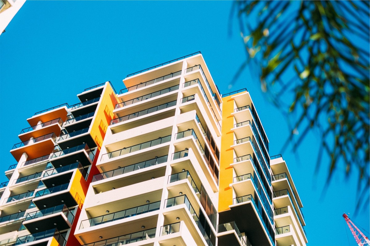 Venta de piso legado justo antes del fallecimiento del testador Bloque de pisos como el que fue objeto de compraventa antes del fallecimiento del testador