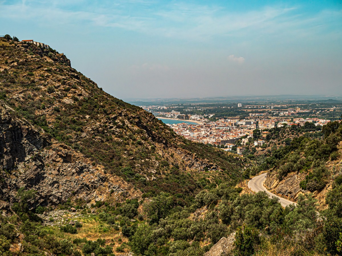 Vivre à Roses, Espagne