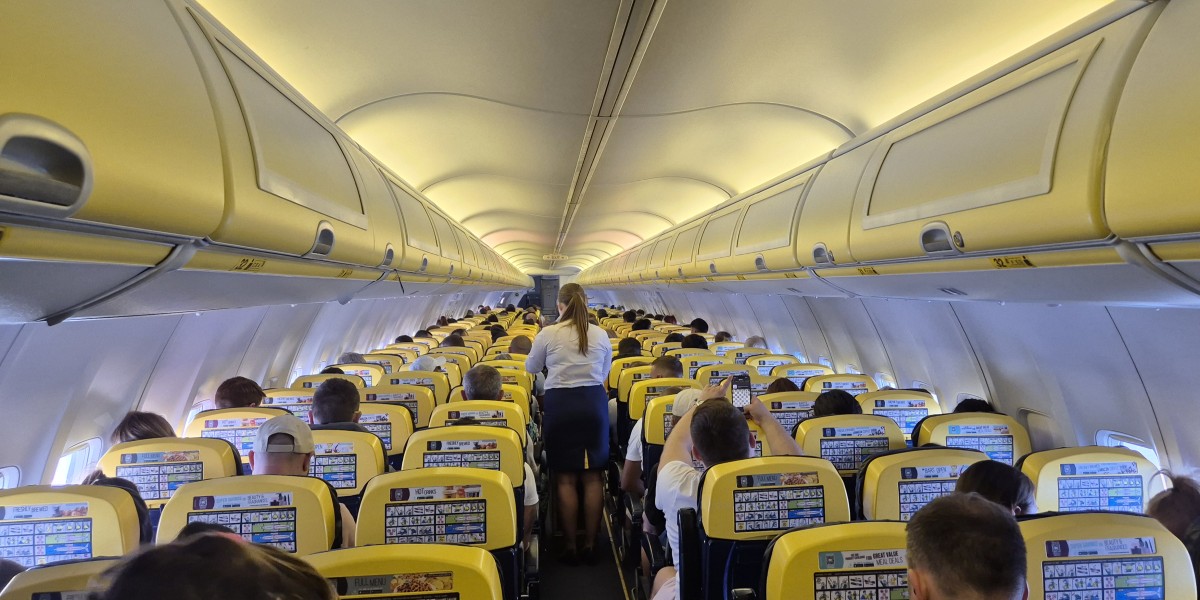 Ryanair baggage handlers strike 