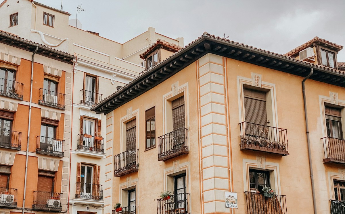 Moving house in Spain