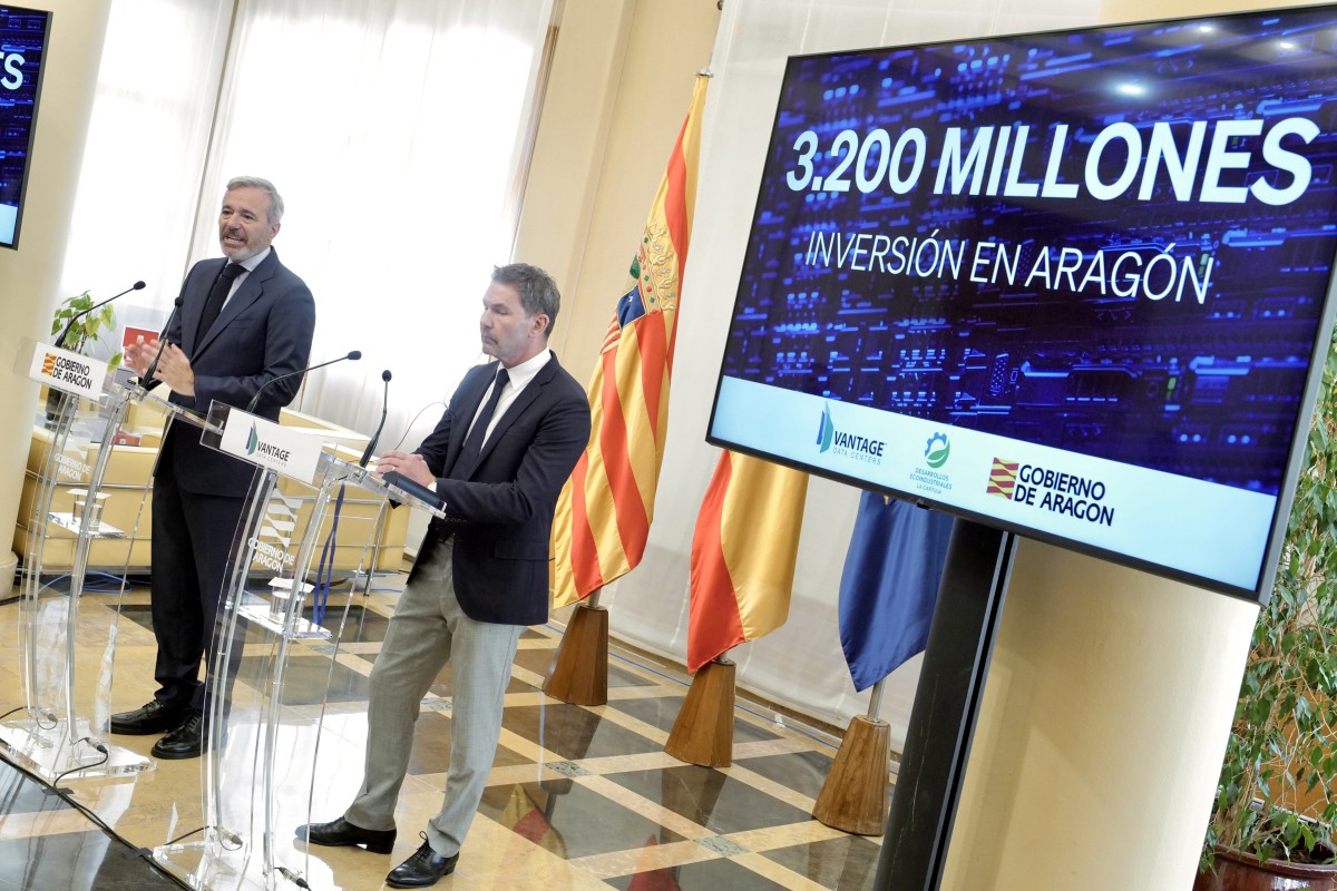 Vantage invierte 3.200 millones en un centro de datos en Villanueva de Gállego (Zaragoza) Vantage levantará un centro de datos de hiperescala en Villanueva de Gállego, con una inversión de 3.200 millones de euros.