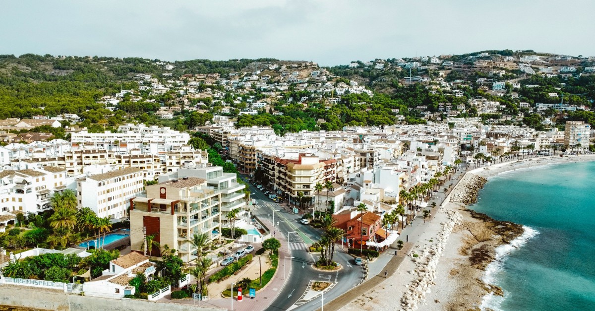 Spain property prices