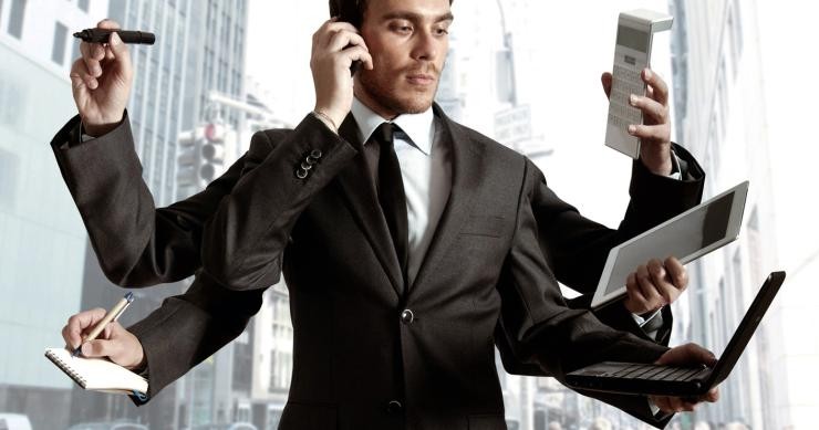 La guerra por el talento en la promoción inmobiliaria: los perfiles mejor pagados del sector en 2025