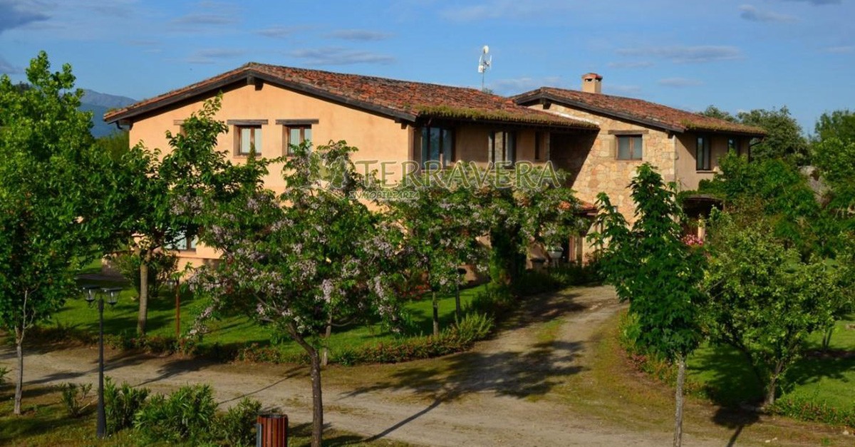 Hotel rural en venta en Villanueva de la Vera (Cáceres)