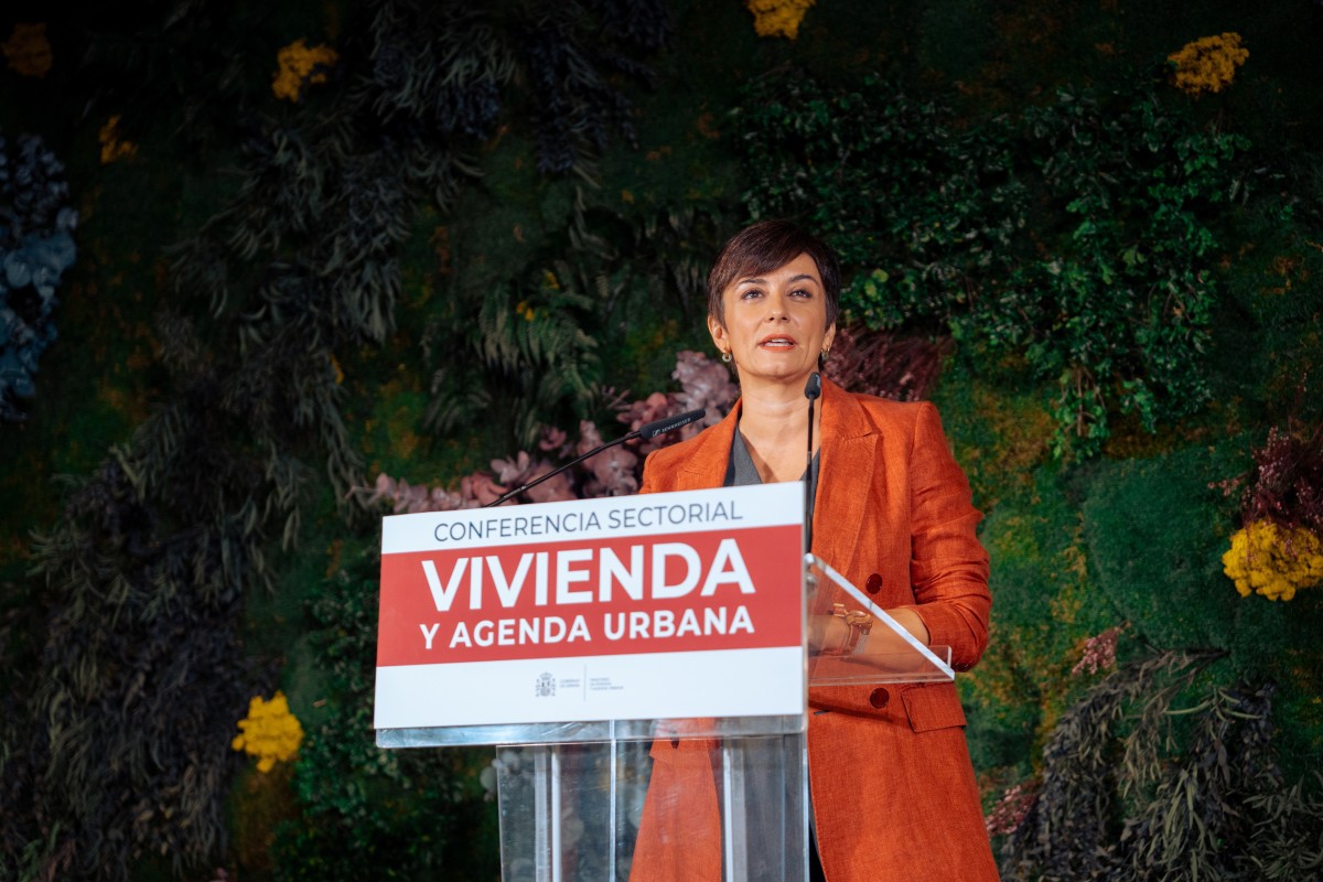 Archivo - La ministra de Vivienda, Isabel Rodríguez.