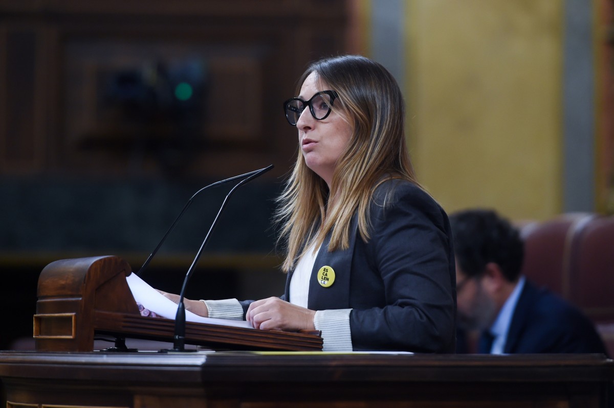 Arxiu - La diputada d'ERC Etna Estrems intervé durant un ple al Congrés dels Diputats, el 29 d'octubre del 2024, a Madrid (Espanya).
