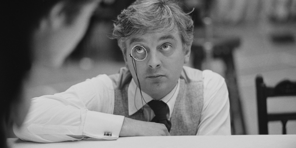 donde se rodo rojo oscuro